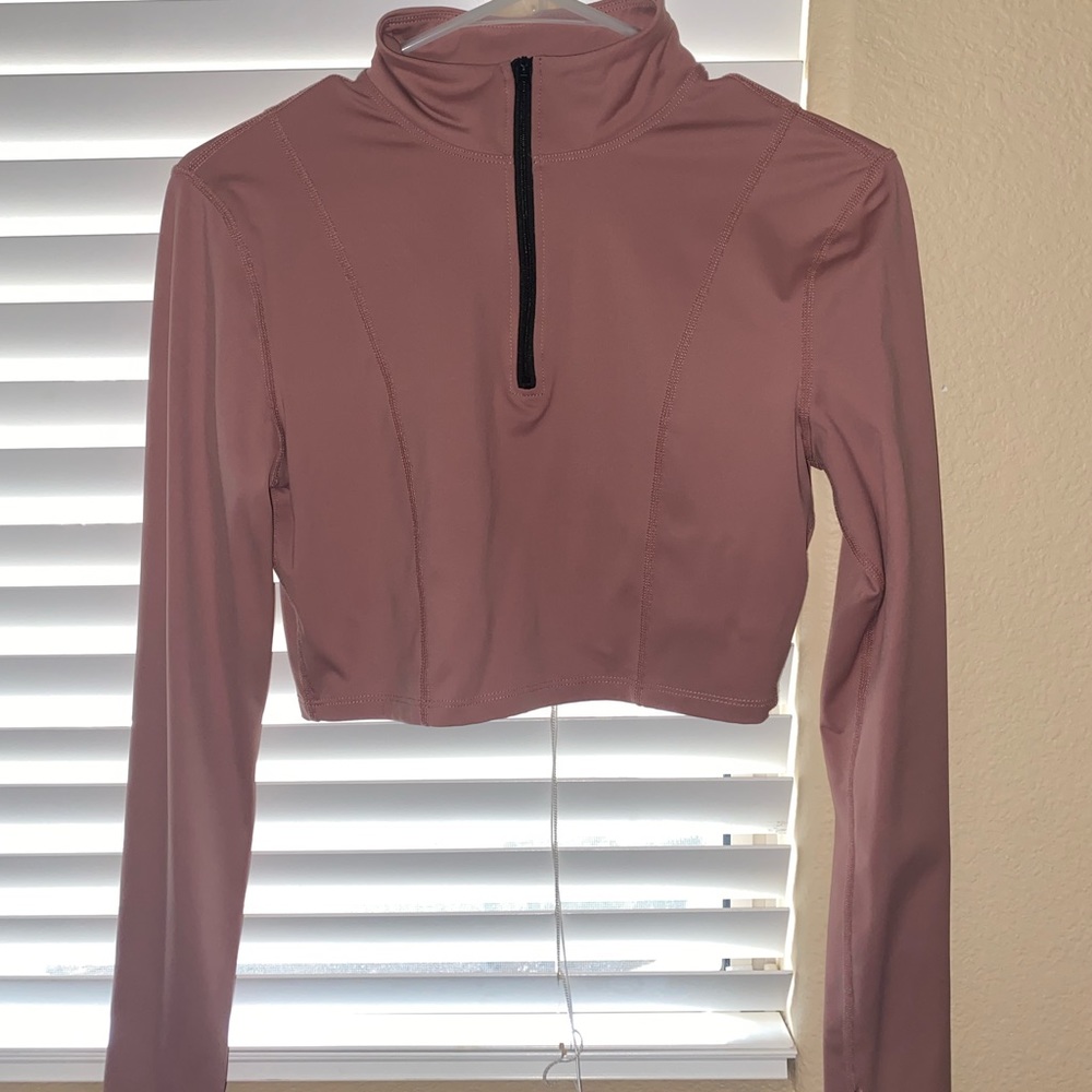 Active wear long sleeve top